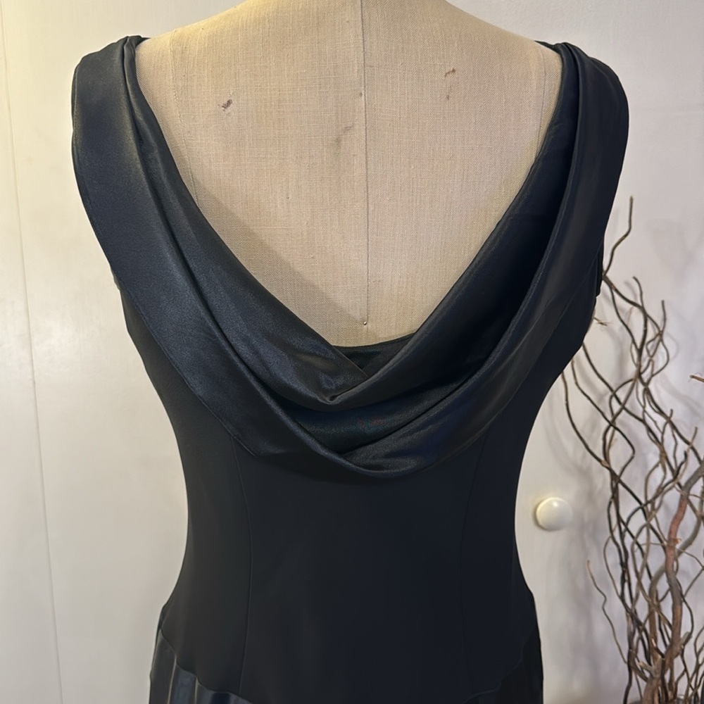 Evan Picone black sleeveless midi cocktail dress with liner - Picture 6 of 8